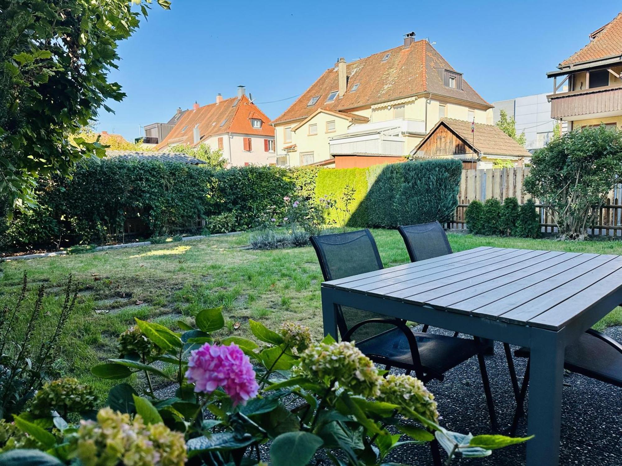 Bodensee-Haus Istayunixi Seenaehe-Terrasse-Garten-Netflix-Parkplatz Radolfzell am Bodensee Bagian luar foto